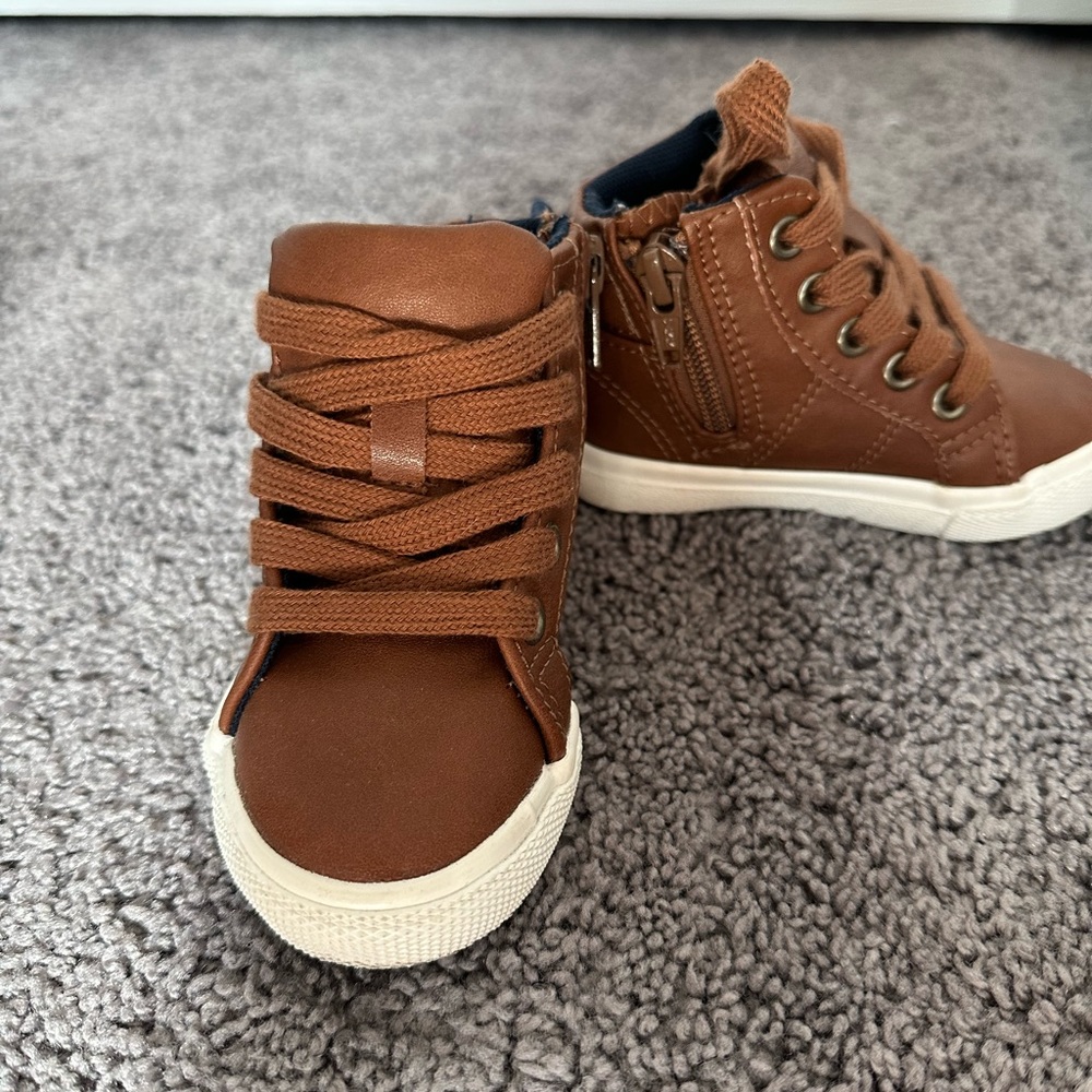 Toddler Boys Mateo High top sneakers Cat & Jack cognac size 5